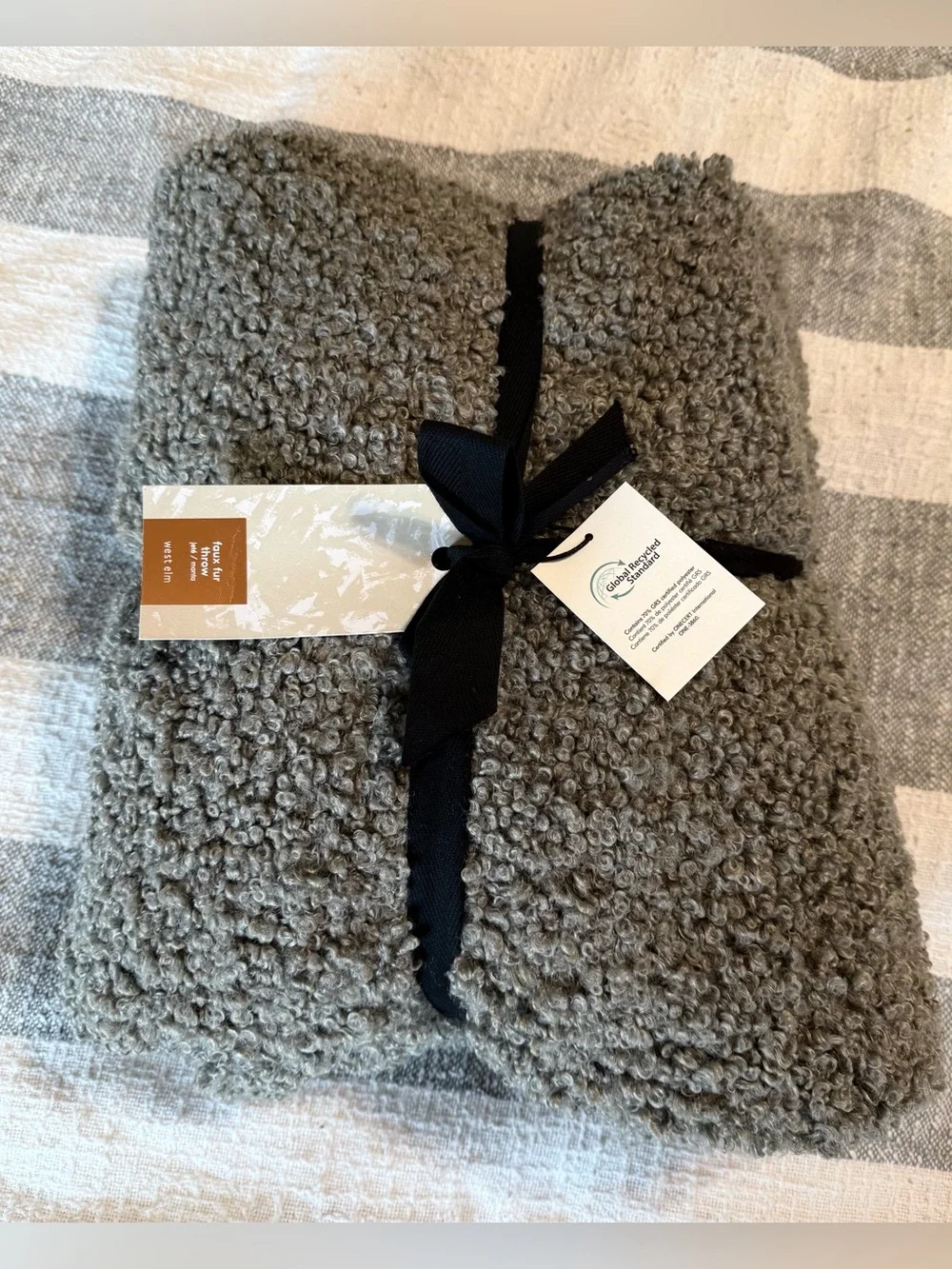 NWT West Elm Grey Textured Throw/Blanket 47 x 60” Loop Texture and Velvet Inside